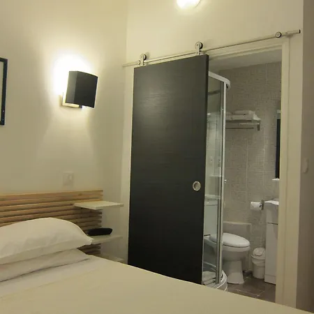 Otel Brit Colbert Antibes