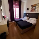 Brit Colbert Hotel