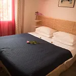 Brit Colbert Hotel Antibes