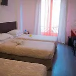 Brit Colbert Hotel 3*