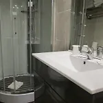Brit Colbert Hotel 3*
