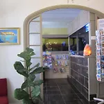 Brit Colbert Hotel Antibes