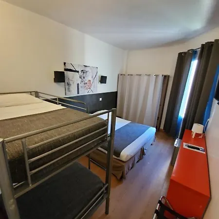 Brit Colbert Hotel