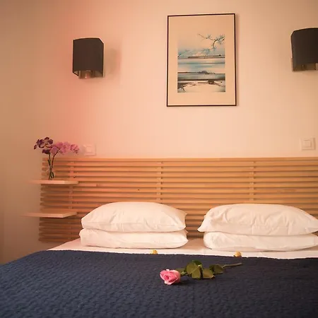 Brit Colbert فندق