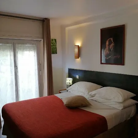 Brit Colbert فندق أنتيب