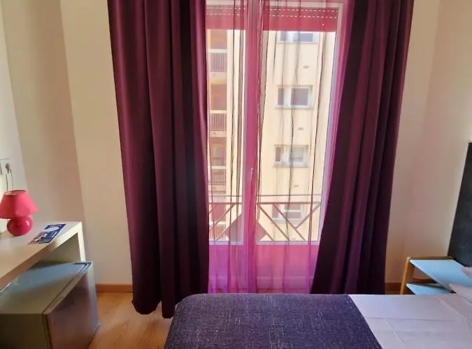 Szálloda Brit Colbert 3*