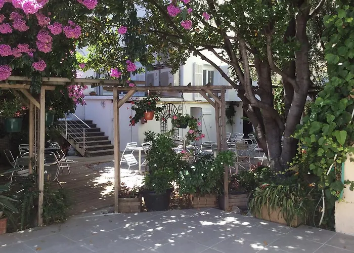 Brit Colbert Hotel Antibes