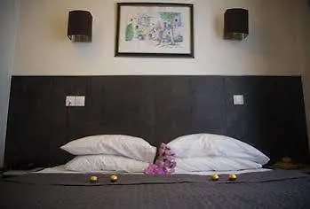 Hotel Brit Colbert 3*