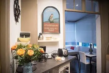 Brit Colbert Hotel 3*