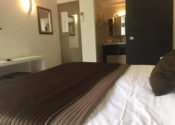 Brit Colbert Antibes