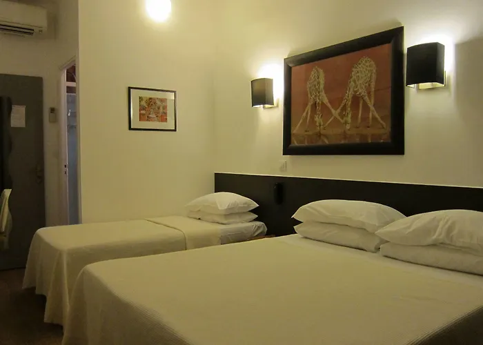 Brit Colbert 3* Antibes