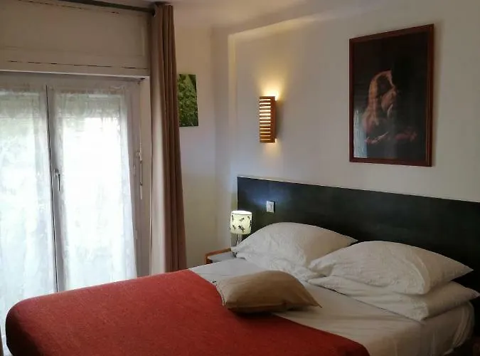 Brit Colbert Hotel Antibes